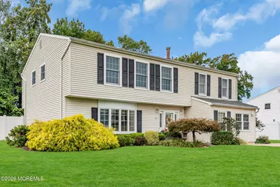 26 Rothbard Road, Hazlet Township, NJ 07730 - Photo 4