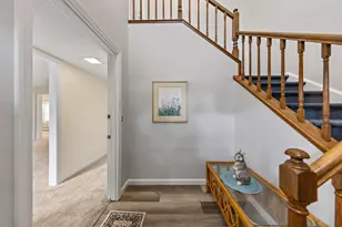 420A Newport Way, Monroe Township, NJ 08831 - Photo 4