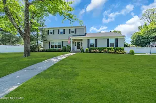 17 Acorn Dr, Middletown, NJ 07748 - Photo 4