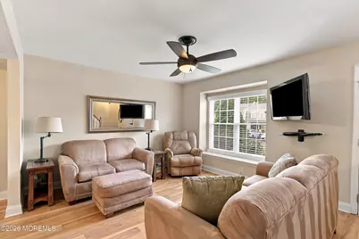 17 Kingsley Way, Freehold, NJ 07728 - Photo 6