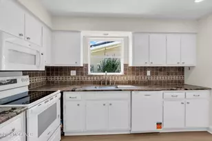 107 Blake Cir, Brick, NJ 08724 - Photo 8