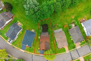 85 Caldwell Terrace, Marlboro Township, NJ 07746 - Photo 34