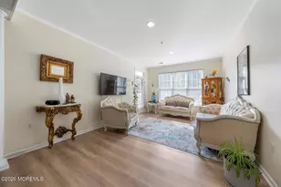 319 Sophee Ln, Lakewood, NJ 08701 - Photo 8