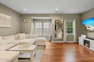 305 Zilinski Dr, Middletown, NJ 07748 - Photo 20