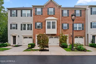 305 Zilinski Dr, Middletown, NJ 07748 - Photo 2