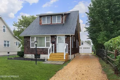 10 Broadway, Belford, NJ 07718 - Photo 1