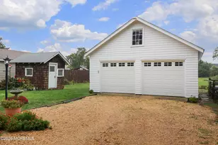10 Broadway, Belford, NJ 07718 - Photo 32