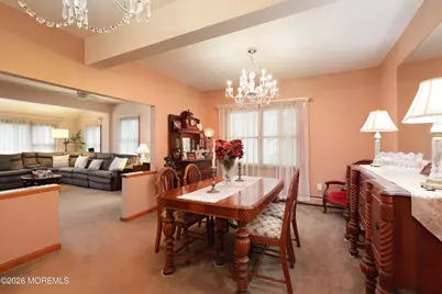 10 Broadway, Belford, NJ 07718 - Photo 8