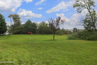 10 Broadway, Belford, NJ 07718 - Photo 28