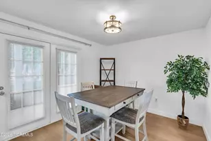 127 Evergreen Ct, Freehold, NJ 07728 - Photo 12