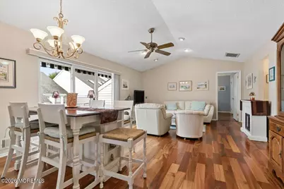 46 Tulip Lane, Freehold, NJ 07728 - Photo 6