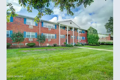 32A Woodedge Avenue #8, Edison, NJ 08817 - Photo 2