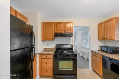 75 Mechanic Street, Red Bank, NJ 07701 - Photo 12