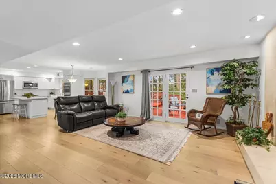 25 Winding Woods Way, Manalapan Township, NJ 07726 - Photo 6
