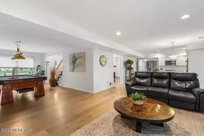 25 Winding Woods Way, Manalapan Township, NJ 07726 - Photo 8