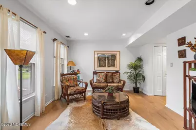 25 Winding Woods Way, Manalapan Township, NJ 07726 - Photo 16