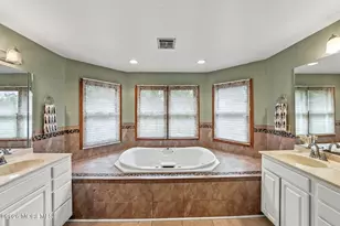 3 Crosby Ln, Middletown, NJ 07758 - Photo 32