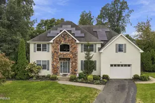 3 Crosby Ln, Middletown, NJ 07758 - Photo 2