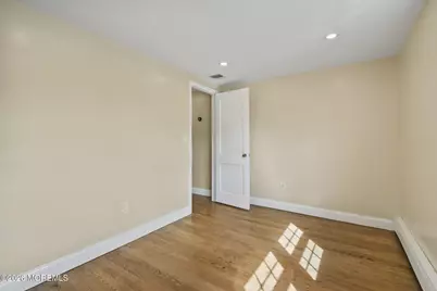 114 Luppatatong Avenue, Keyport, NJ 07735 - Photo 22