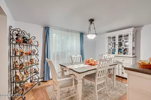 62 Taylors Mills Rd, Manalapan Township, NJ 07726 - Photo 12