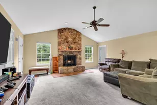 1 Woodland Ave, Cream Ridge, NJ 08514 - Photo 6