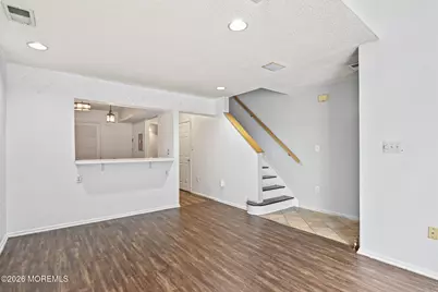 22 Dover Court, Tinton Falls, NJ 07712 - Photo 8