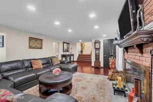 7 Mayflower Dr, Red Bank, NJ 07701 - Photo 18