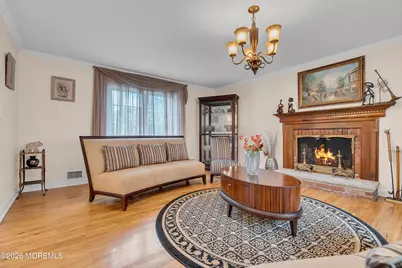 7 Mayflower Drive, Red Bank, NJ 07701 - Photo 10
