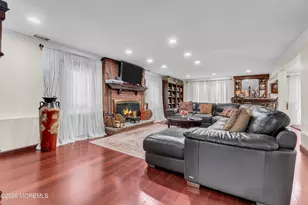 7 Mayflower Dr, Red Bank, NJ 07701 - Photo 20