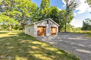 102 Middletown Rd, Holmdel, NJ 07733 - Photo 6