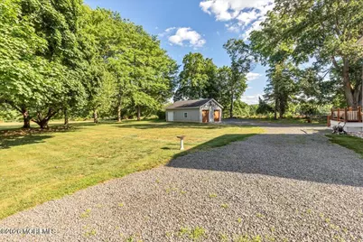 102 Middletown Road, Holmdel, NJ 07733 - Photo 42