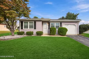16 Hummingbird Ln, Manchester Township, NJ 08759 - Photo 1