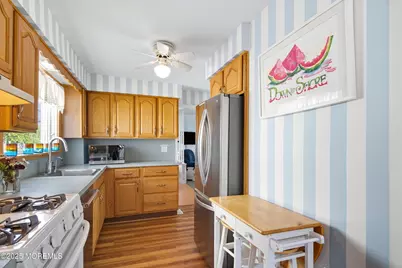 425 Washington Avenue, Avon by the Sea, NJ 07717 - Photo 14