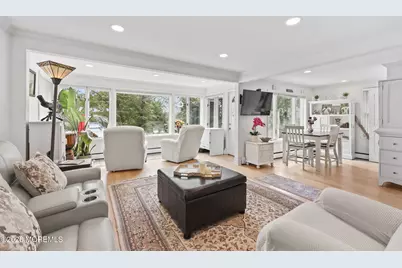 646 S Riverside Drive, Neptune Township, NJ 07753 - Photo 10