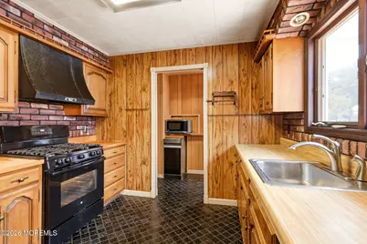 215 Huxley Drive, Brick, NJ 08723 - Photo 8