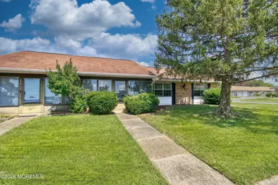 32D Yorkshire Court #D, Manchester Township, NJ 08759 - Photo 6