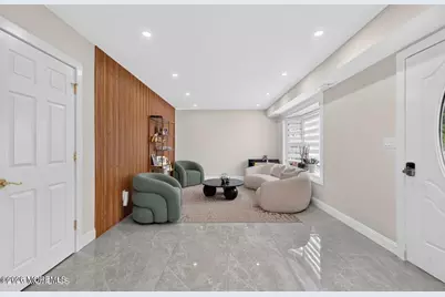 31 Peach Tree Road, Oakhurst, NJ 07755 - Photo 2