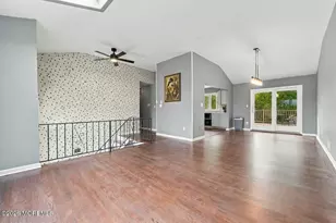 25 Koenig Ln, Freehold, NJ 07728 - Photo 6