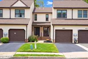 413 Oak Knoll Dr, Manalapan Township, NJ 07726 - Photo 1