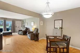 105 Waterfront Dr, Brick, NJ 08724 - Photo 10