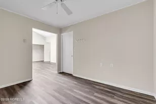 11 Auburn Ct, Red Bank, NJ 07701 - Photo 8
