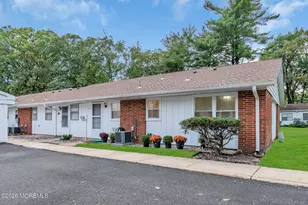 51A Cambridge Ct, Lakewood, NJ 08701 - Photo 2