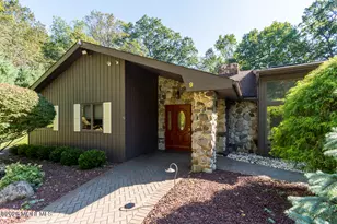 9 Jill Dr, Holmdel, NJ 07733 - Photo 10