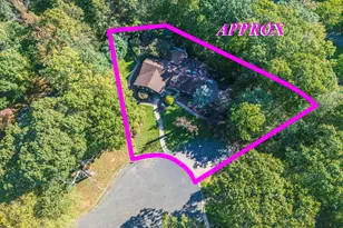 9 Jill Dr, Holmdel, NJ 07733 - Photo 8