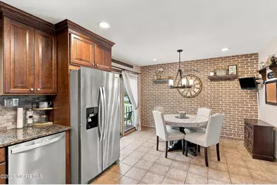 11 Stratford Drive, Manalapan Township, NJ 07726 - Photo 10