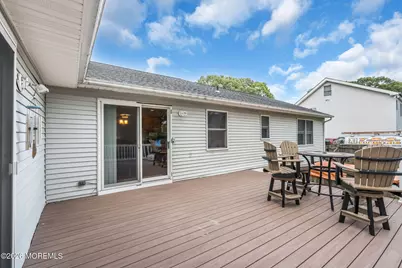 111 Bay Way, Lanoka Harbor, NJ 08734 - Photo 38
