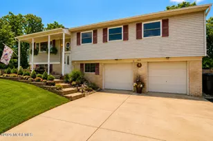 1031 Zircon Dr, Toms River Township, NJ 08753 - Photo 2