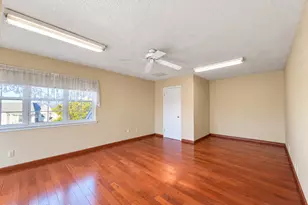 296 Pegasus Rd, Piscataway Township, NJ 08855 - Photo 18