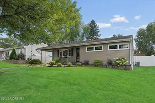 9 Bucknell Rd, Sayreville, NJ 08859 - Photo 2
