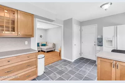 11 Pinewood Avenue, West Long Branch, NJ 07764 - Photo 10